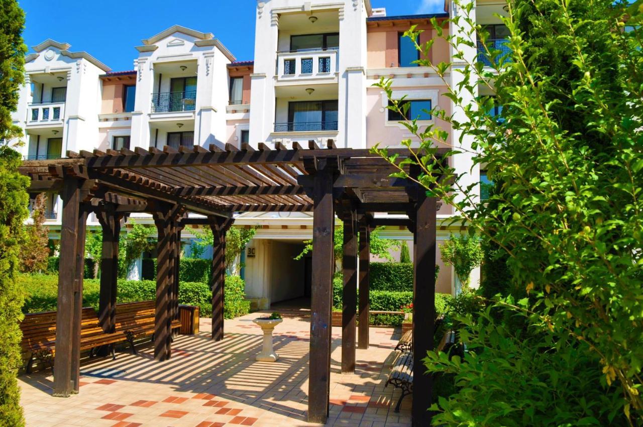 Private Studio In "Green Life Beach Resort Sozopol" Extérieur photo